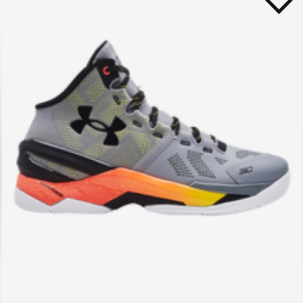 Under Armour Curry
2 Retro Iron Sharpens Iron